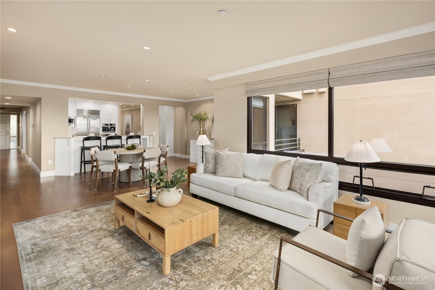 735 1st Street S #103, Kirkland, WA 98033