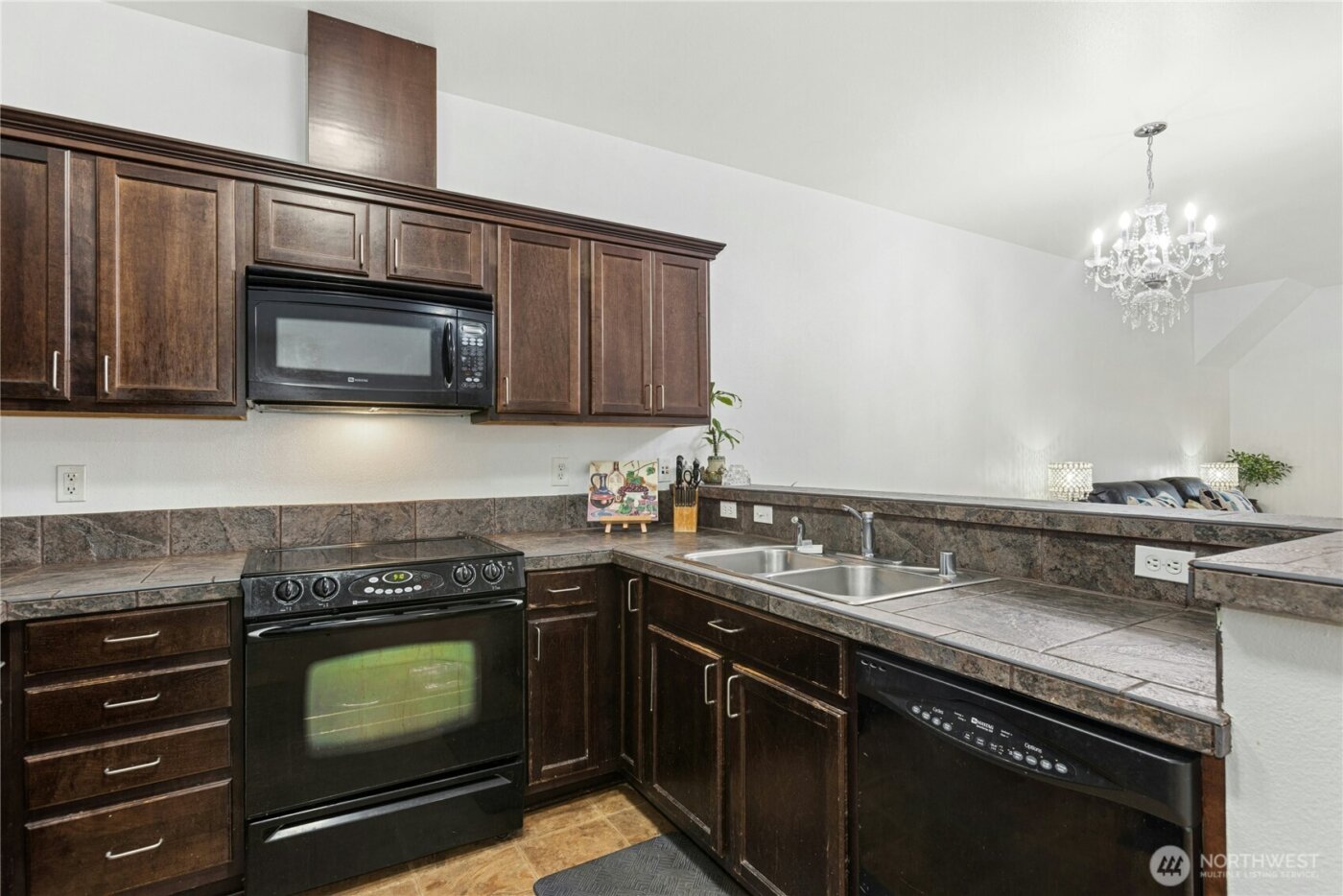 1736 10th Avenue NE #C213, Issaquah, WA 98209