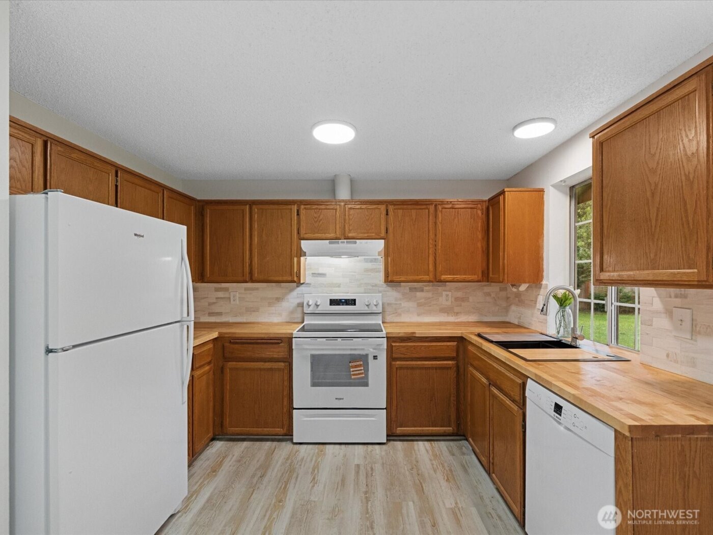 7822 Songbird Way , Clinton, WA 98236