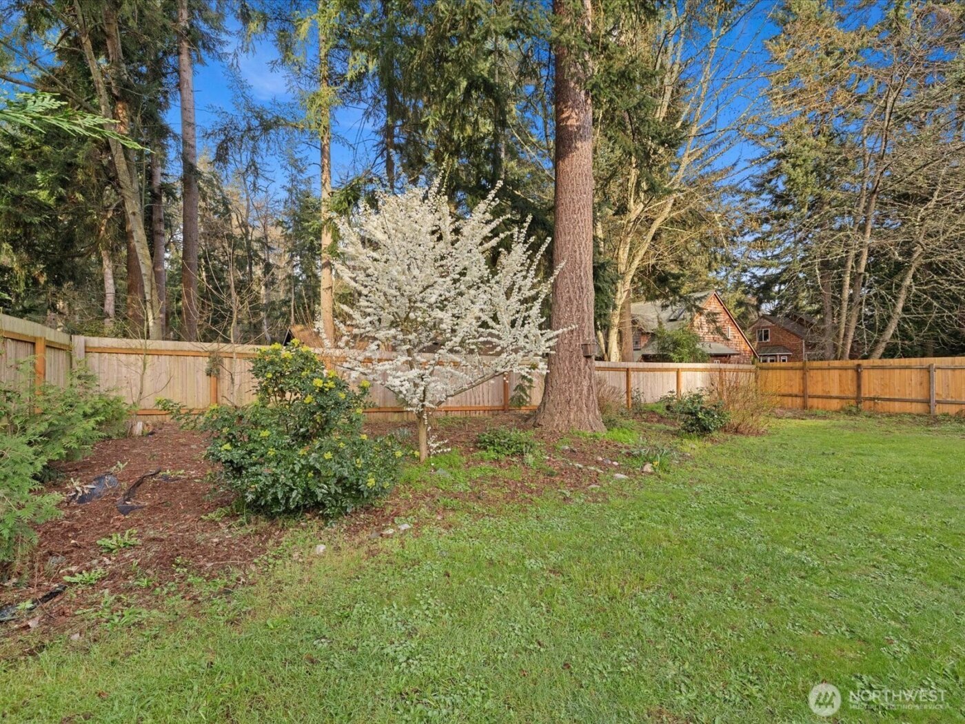 7822 Songbird Way , Clinton, WA 98236