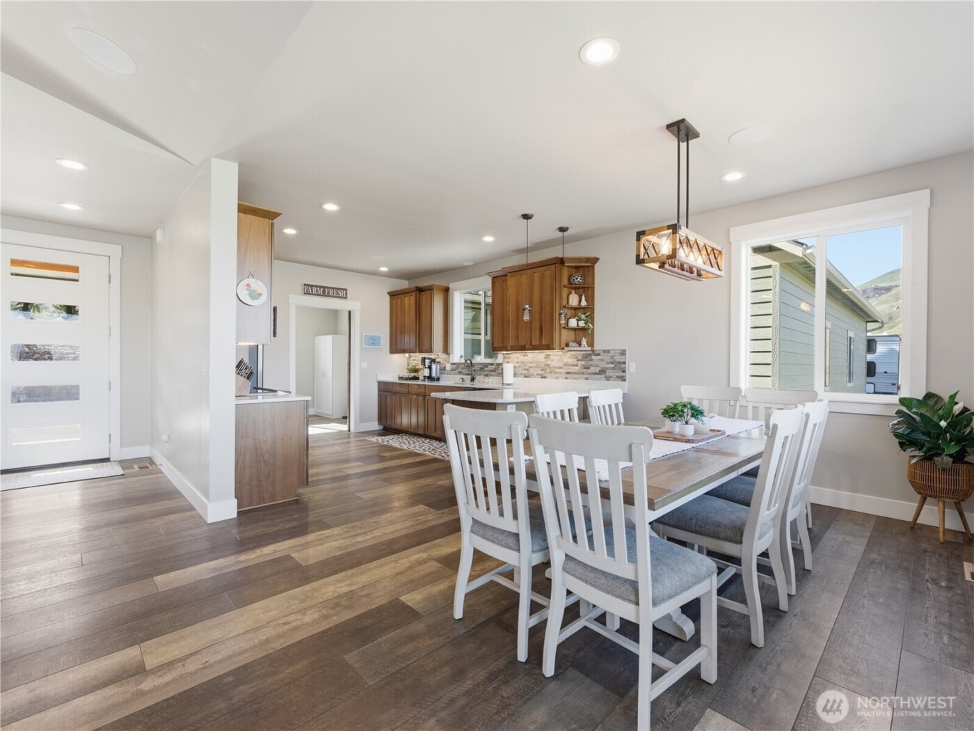 2128 McEldowney Road , Malaga, WA 98828
