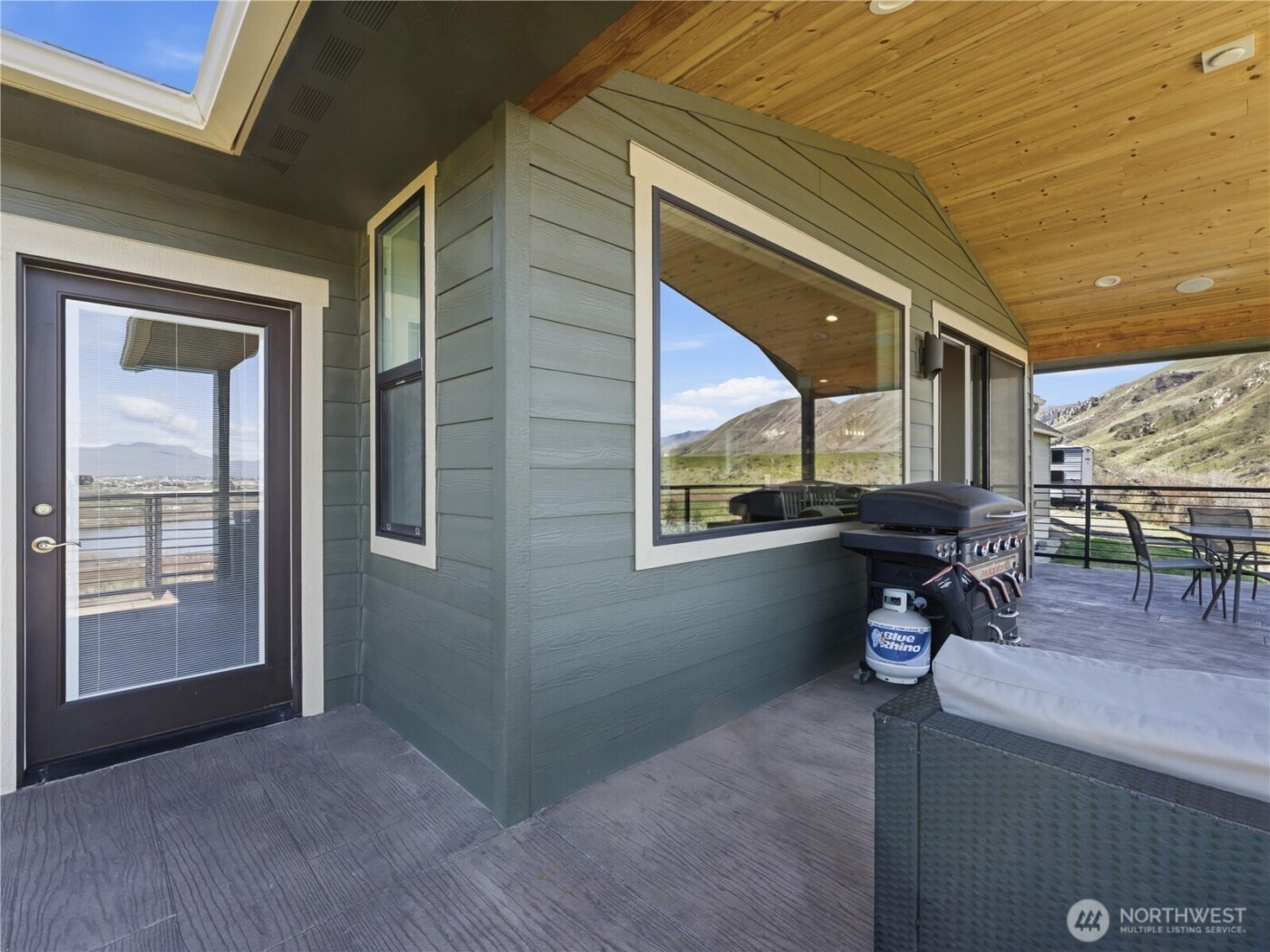 2128 McEldowney Road , Malaga, WA 98828