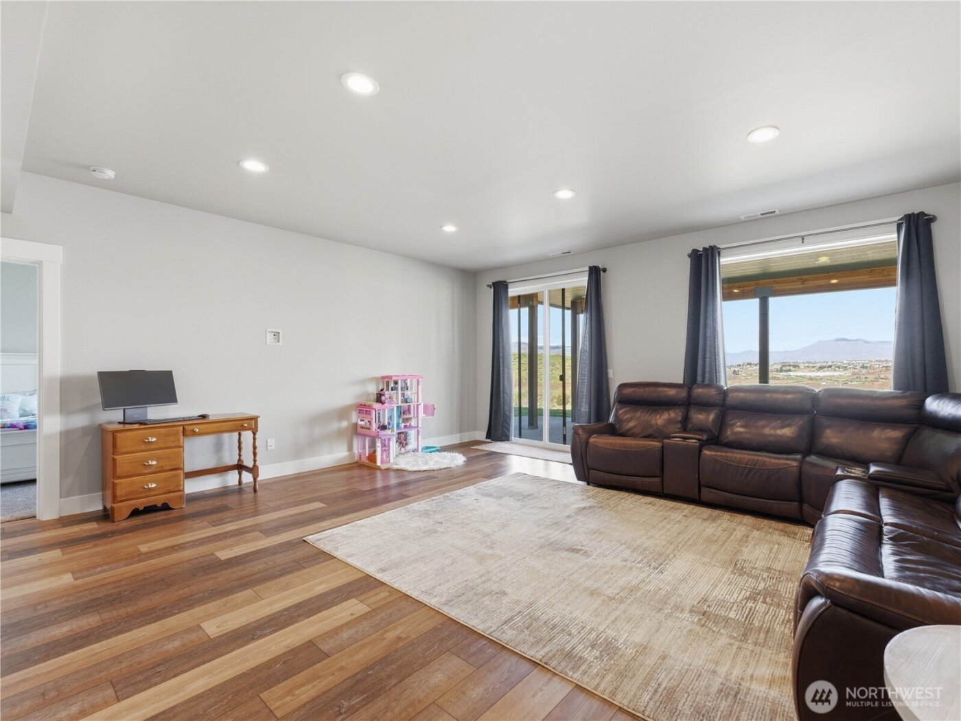 2128 McEldowney Road , Malaga, WA 98828