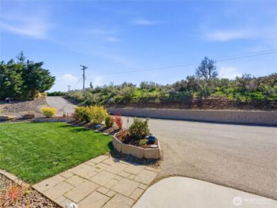 2128 McEldowney Road , Malaga, WA 98828 - Photo 5