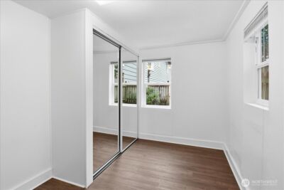 8553 Dayton Avenue N, Seattle, WA 98103 - Photo 23