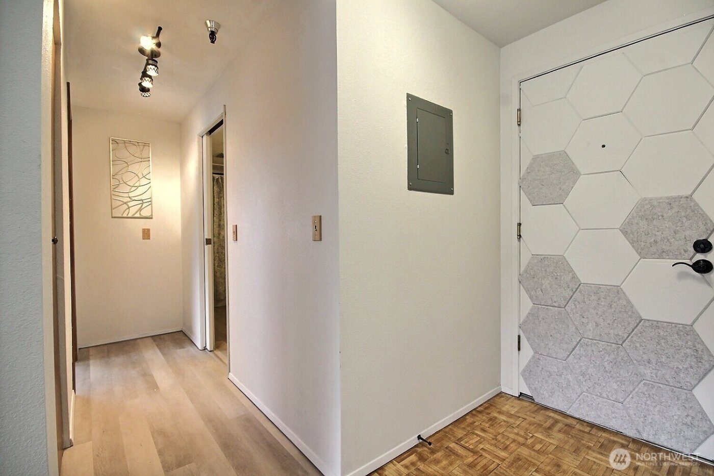 1100 Harrington Avenue NE #205, Renton, WA 98056