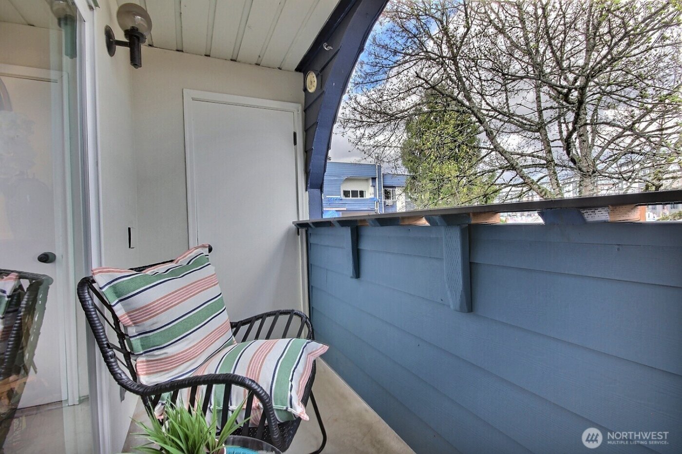 1100 Harrington Avenue NE #205, Renton, WA 98056