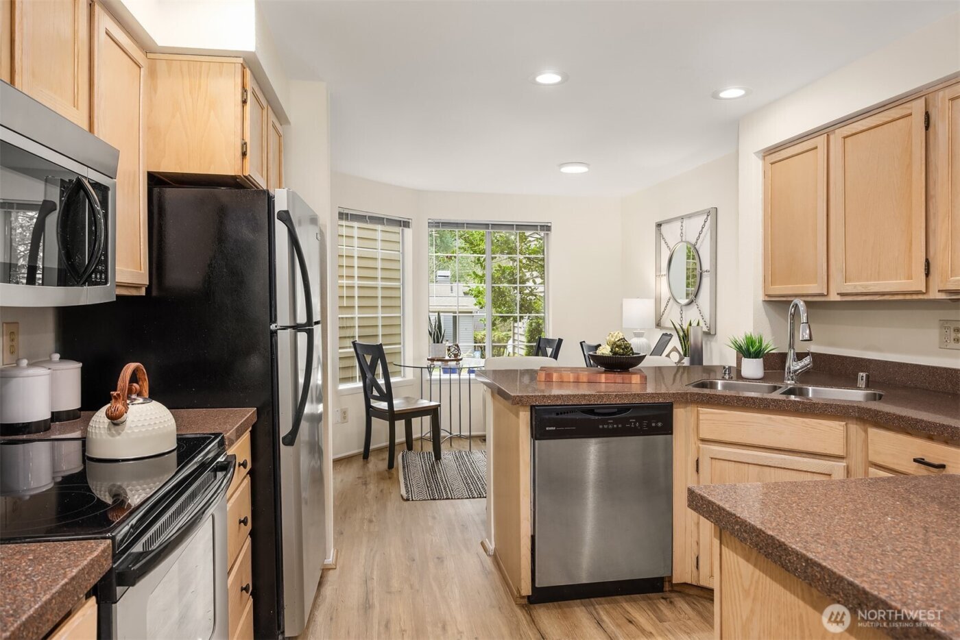 11512 NE 115th Court , Kirkland, WA 98033