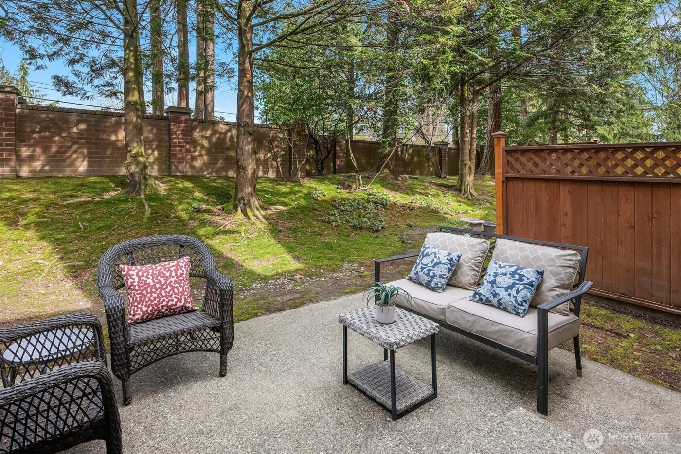 11512 NE 115th Court , Kirkland, WA 98033