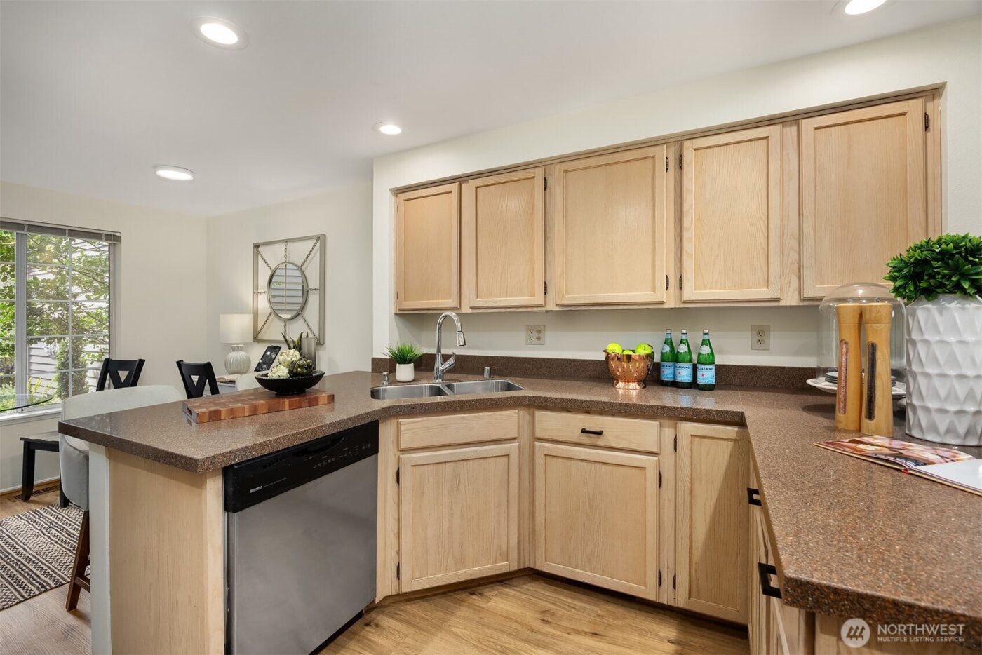 11512 NE 115th Court , Kirkland, WA 98033