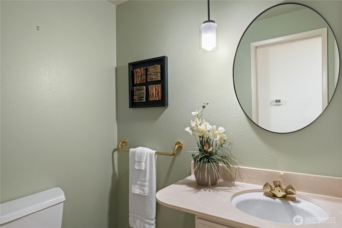 15018 NE 10th Place , Bellevue, WA 98007