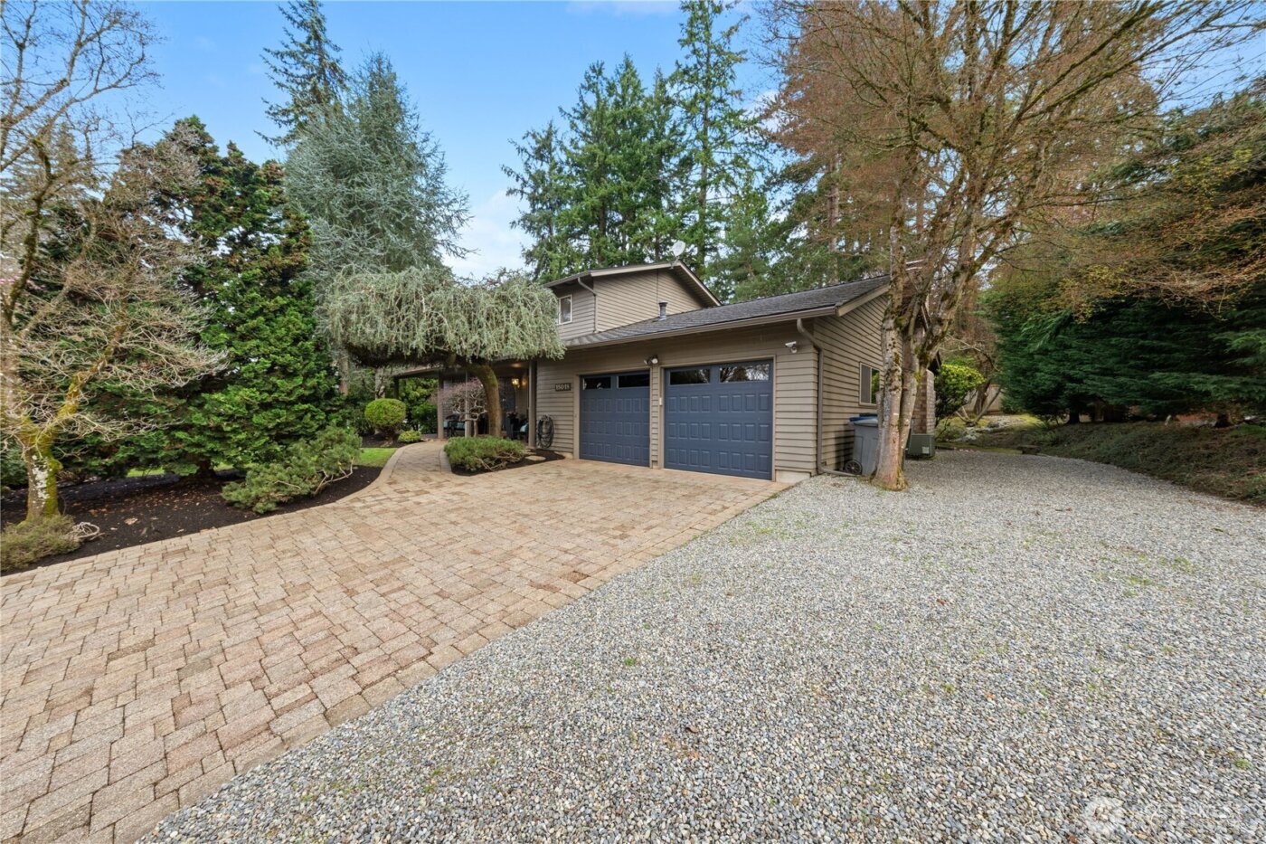 15018 NE 10th Place , Bellevue, WA 98007