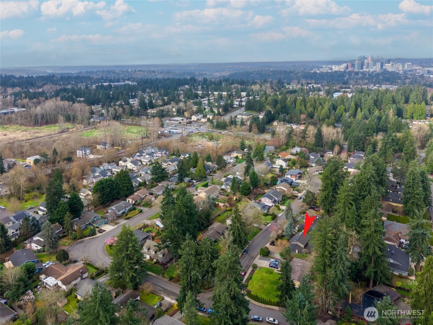 15018 NE 10th Place , Bellevue, WA 98007