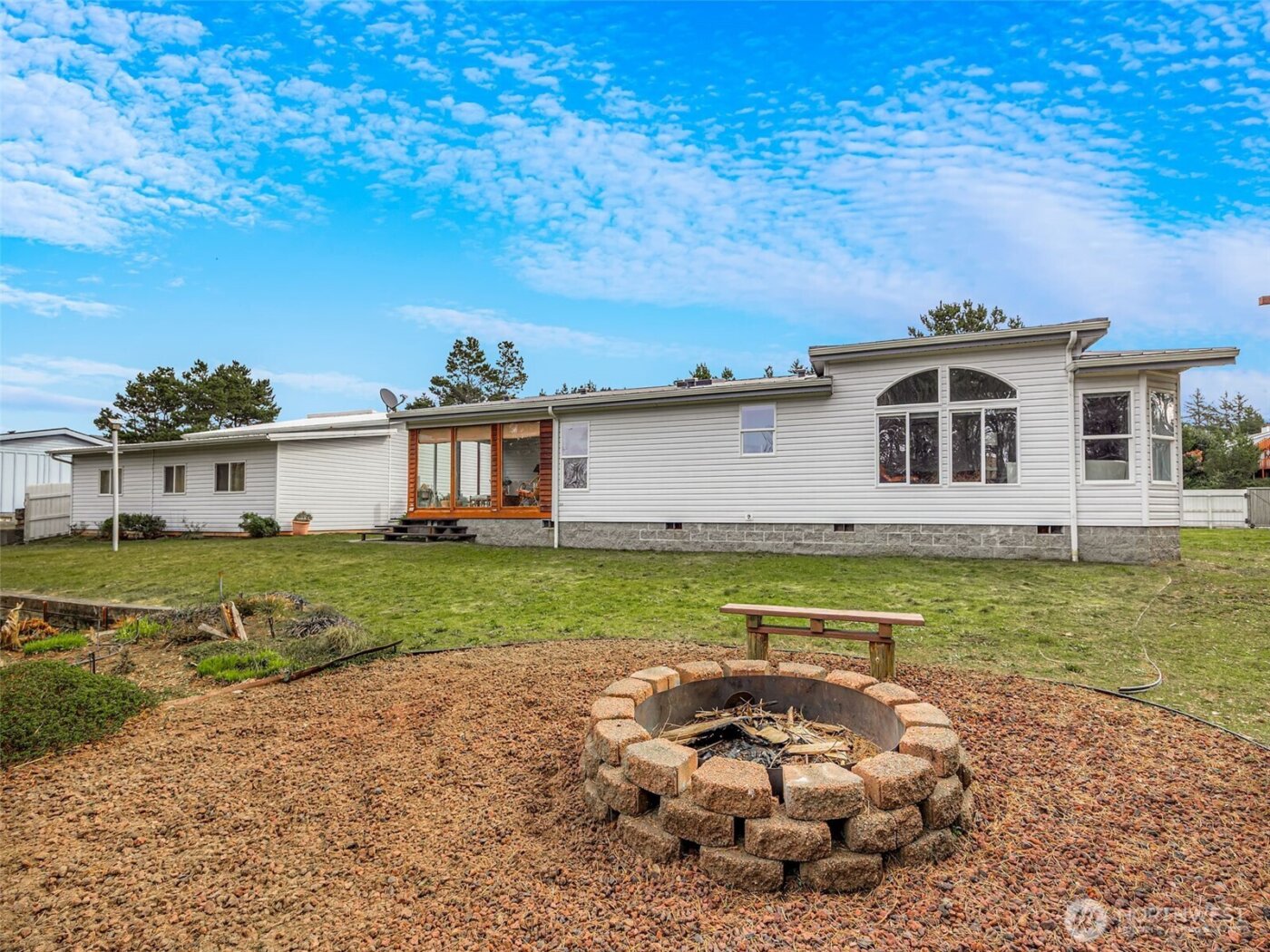 29515 I Street , Ocean Park, WA 98640