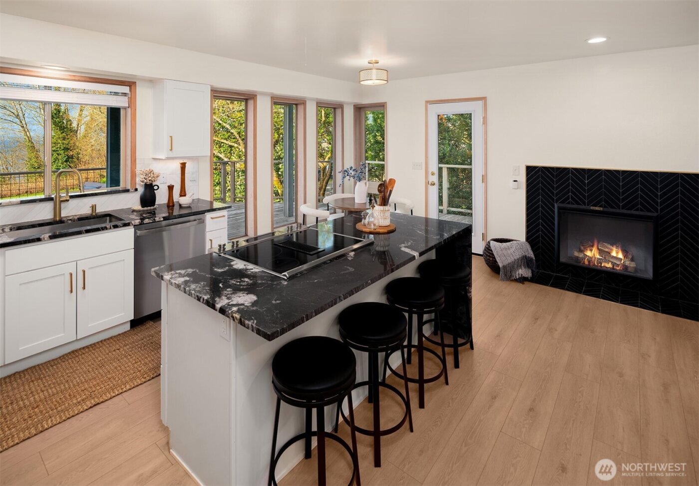 7010 SW Maury Park Road , Vashon, WA 98070