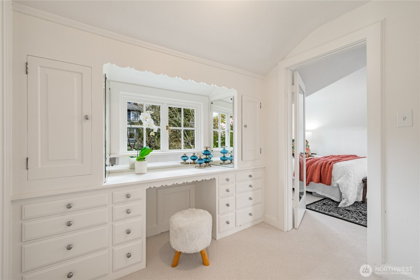 1807 Federal Avenue E, Seattle, WA 98102