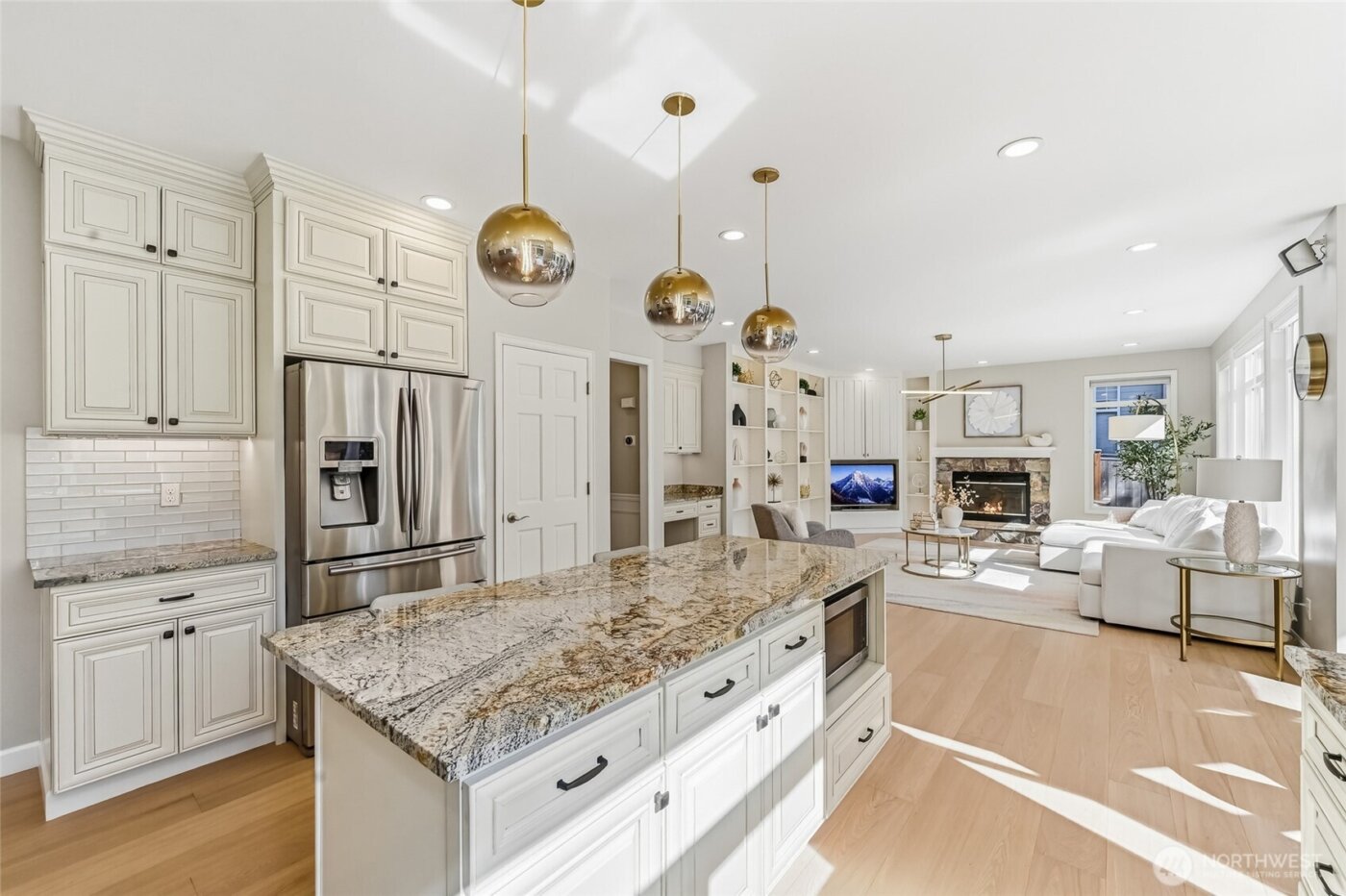 20573 NE 33rd Ct , Sammamish, WA 98074