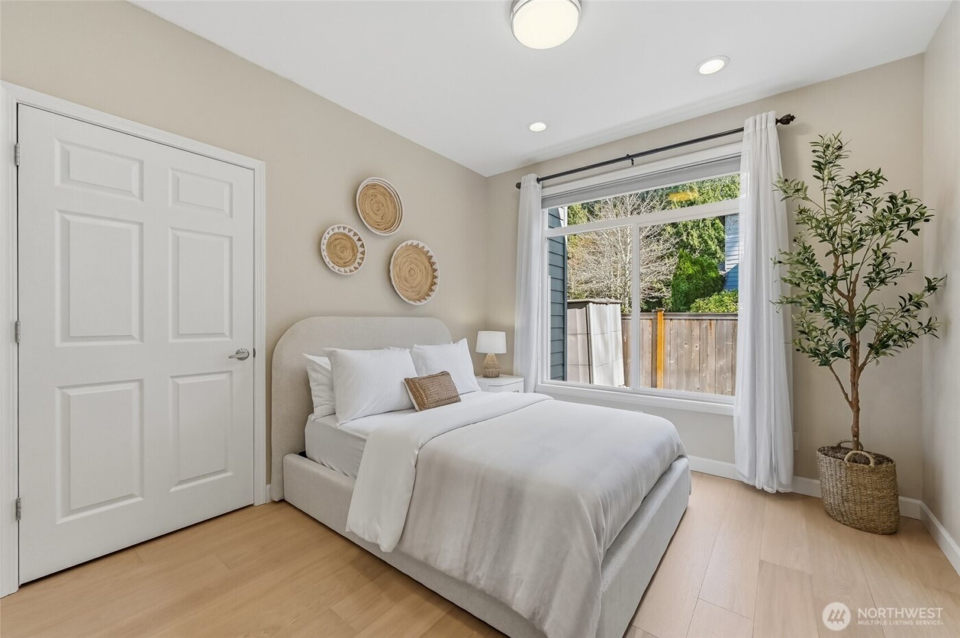 20573 NE 33rd Ct , Sammamish, WA 98074