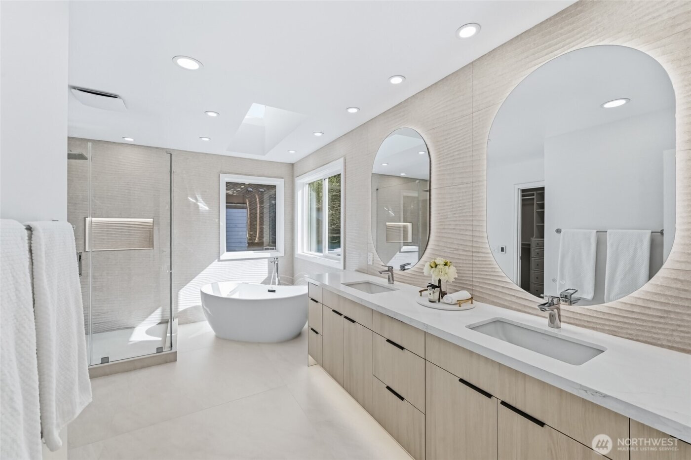 20573 NE 33rd Ct , Sammamish, WA 98074