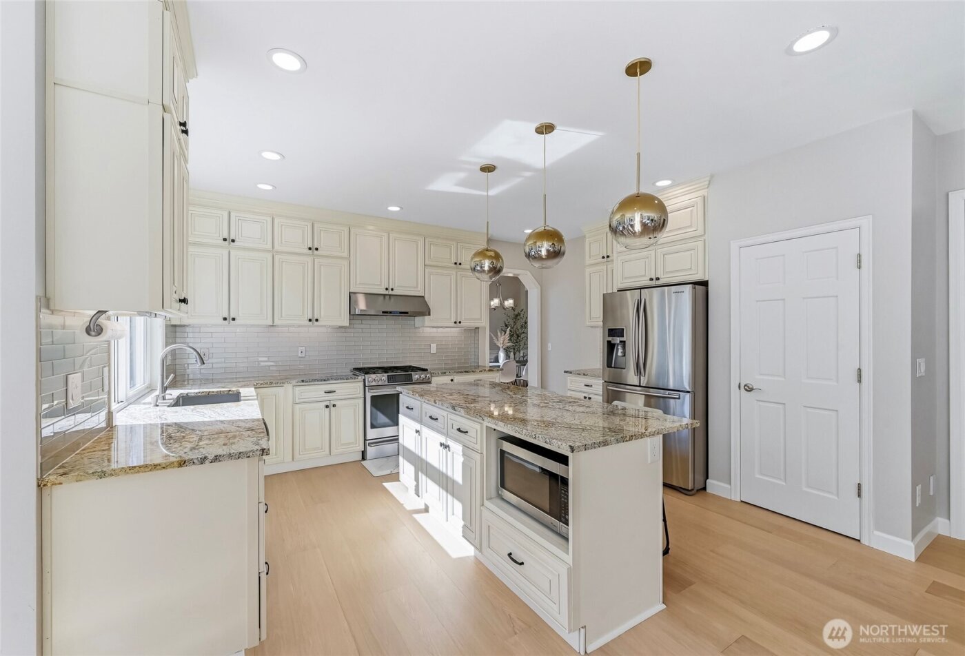 20573 NE 33rd Ct , Sammamish, WA 98074