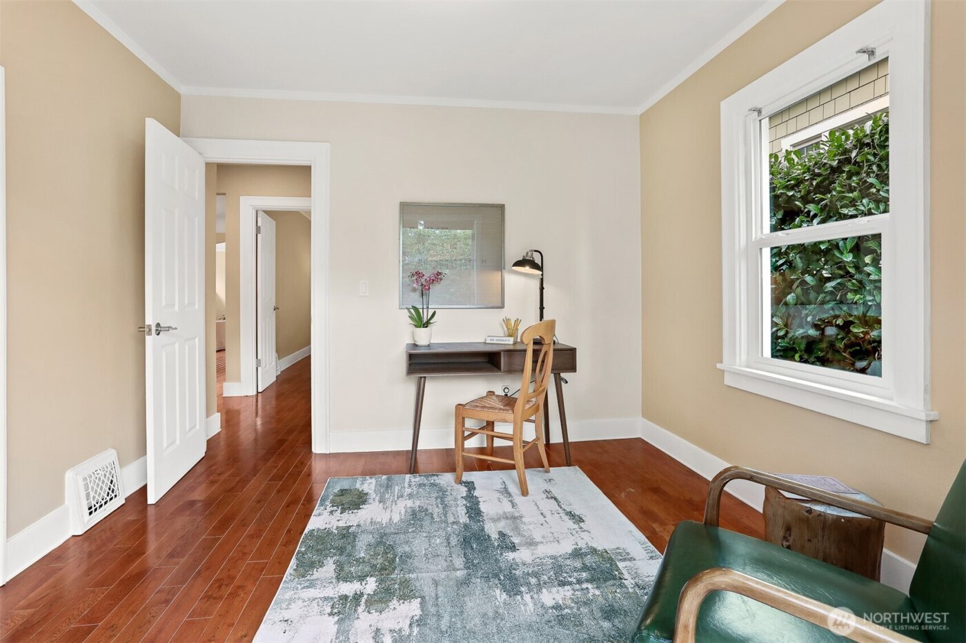 339 NW 77th Street , Seattle, WA 98117