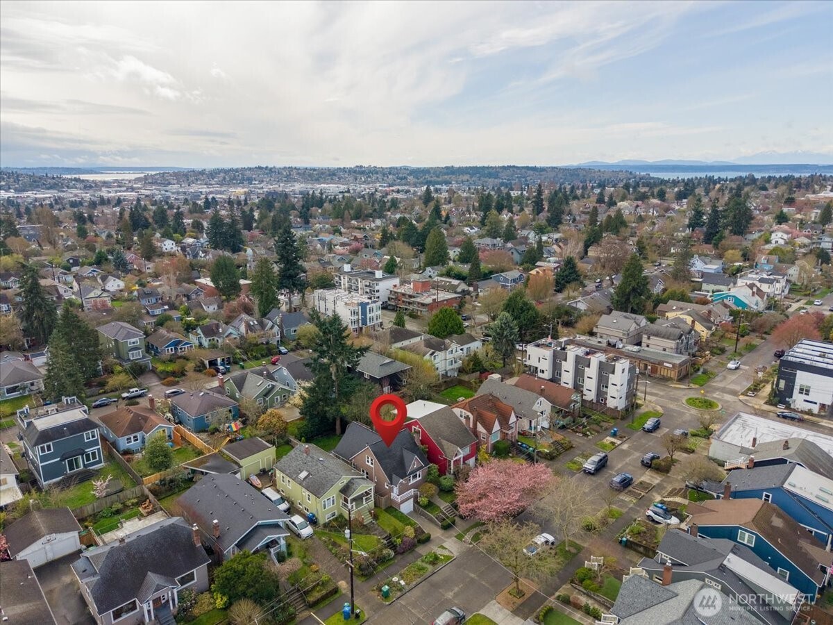 339 NW 77th Street , Seattle, WA 98117