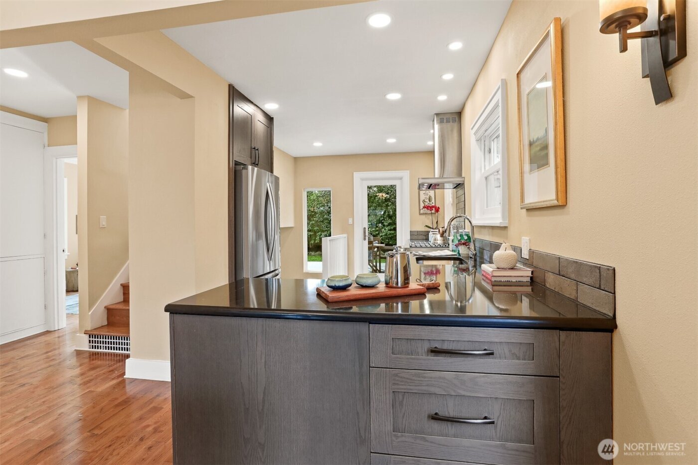 339 NW 77th Street , Seattle, WA 98117