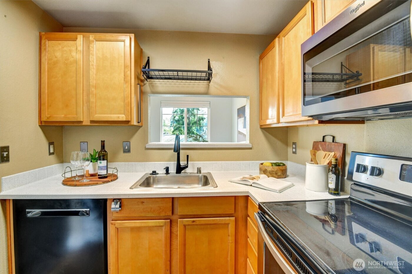 1127 N 198th Street #A303, Shoreline, WA 98133-3644