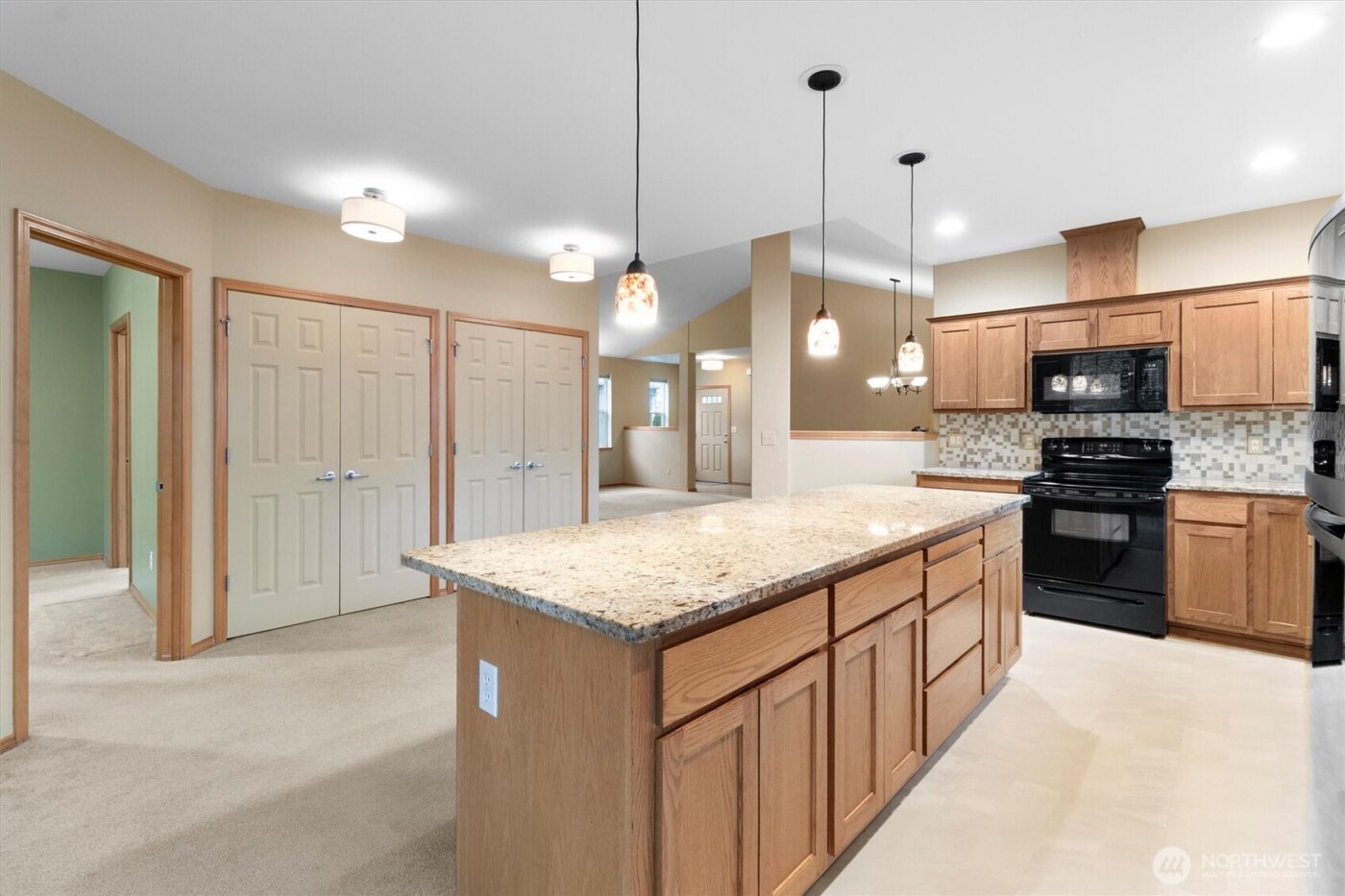 730 Farmington Drive , Burlington, WA 98233