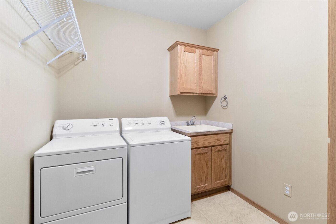 730 Farmington Drive , Burlington, WA 98233