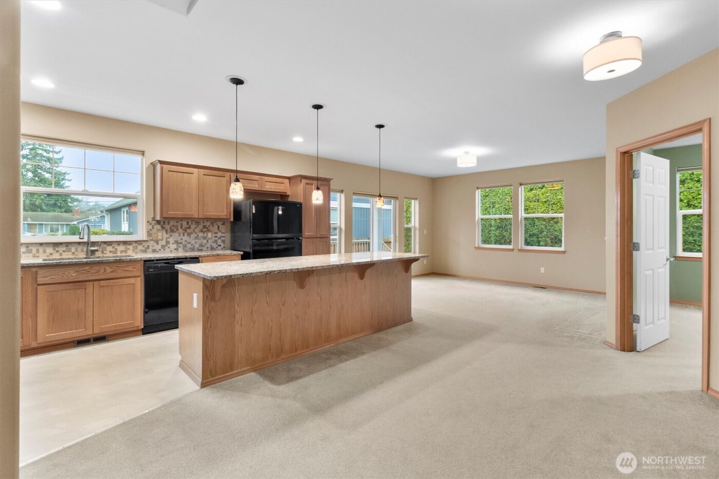 730 Farmington Drive , Burlington, WA 98233