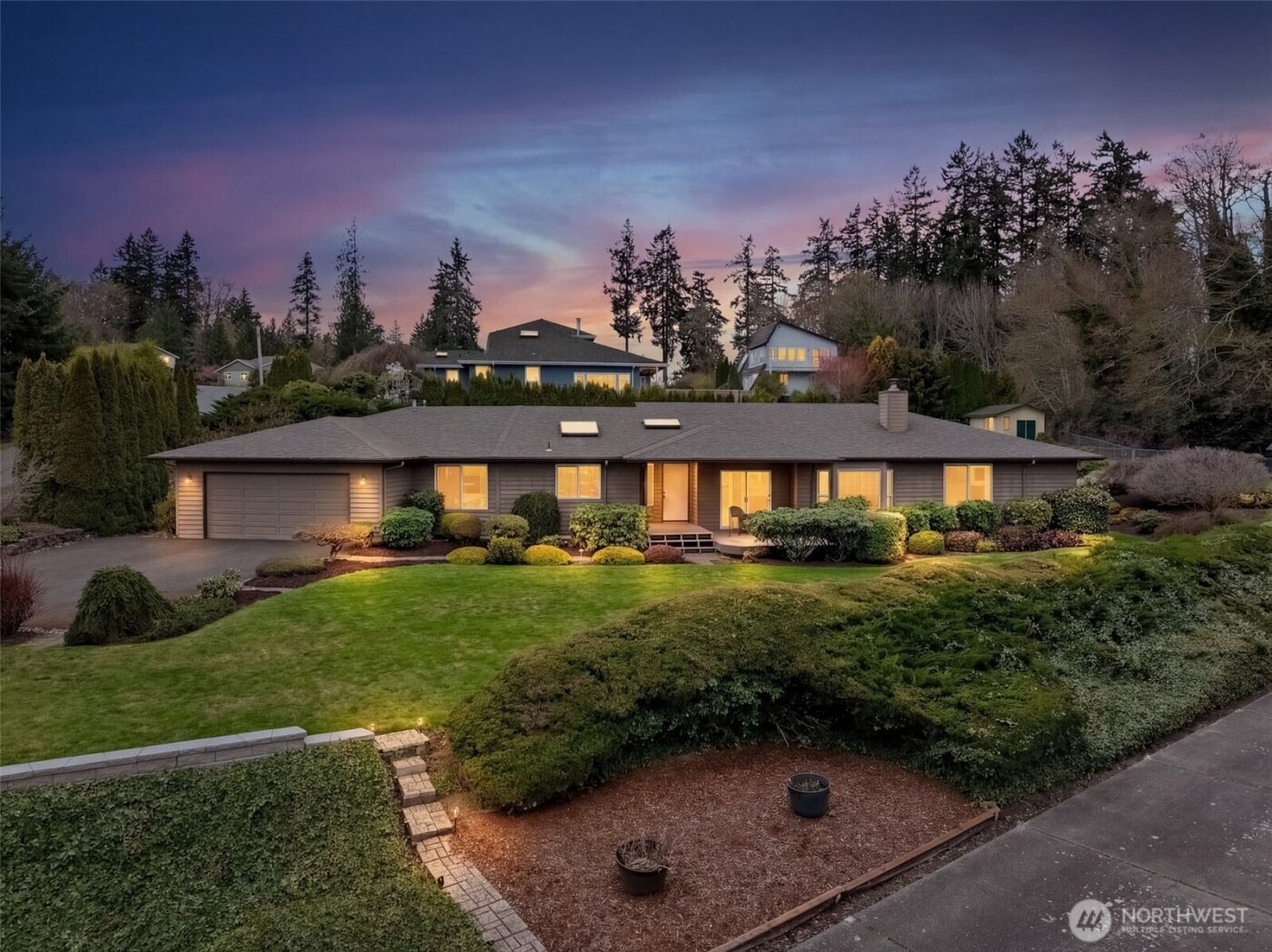 2590 NE William E Sutton Road , Bremerton, WA 98311