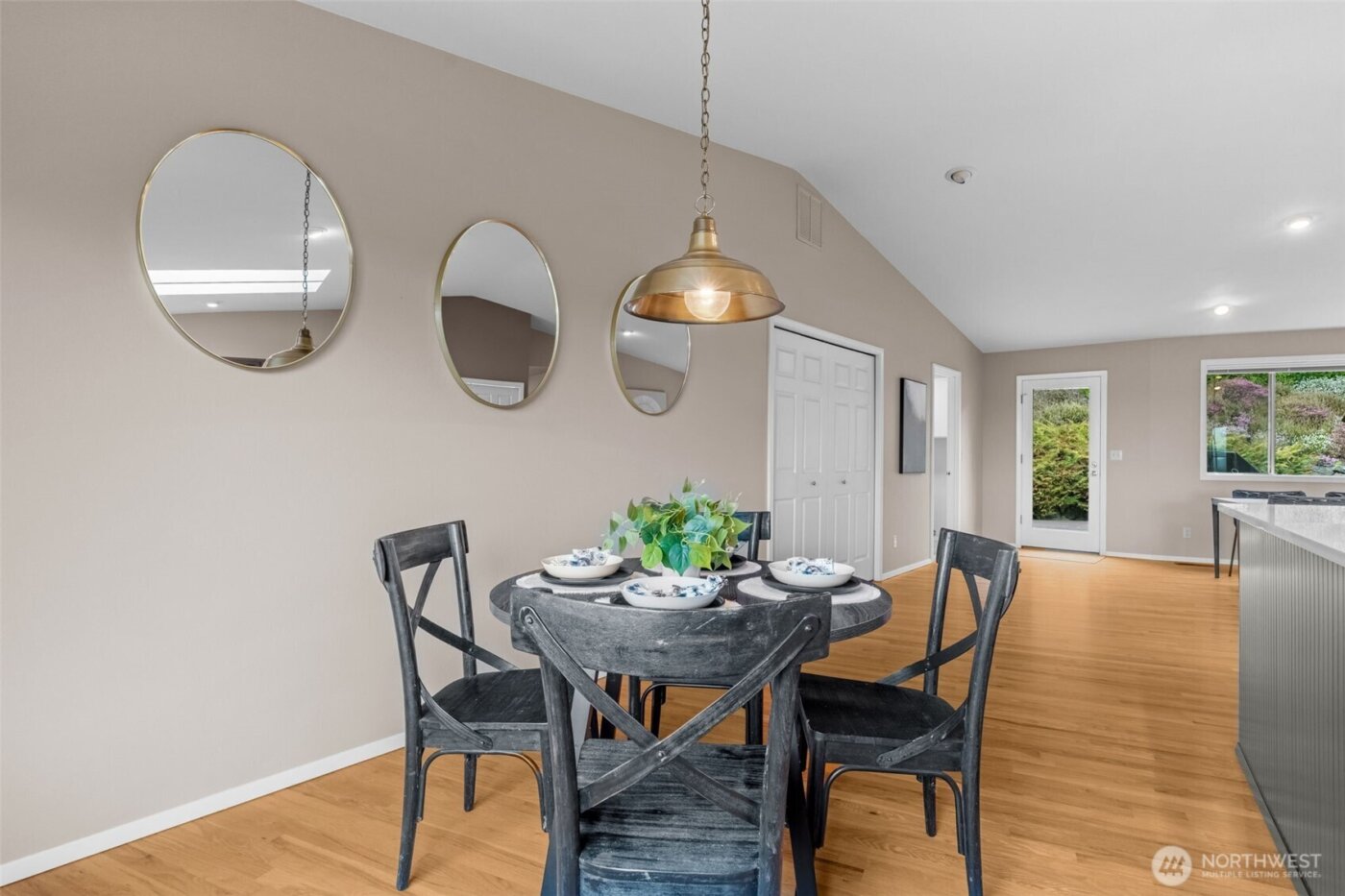 2590 NE William E Sutton Road , Bremerton, WA 98311