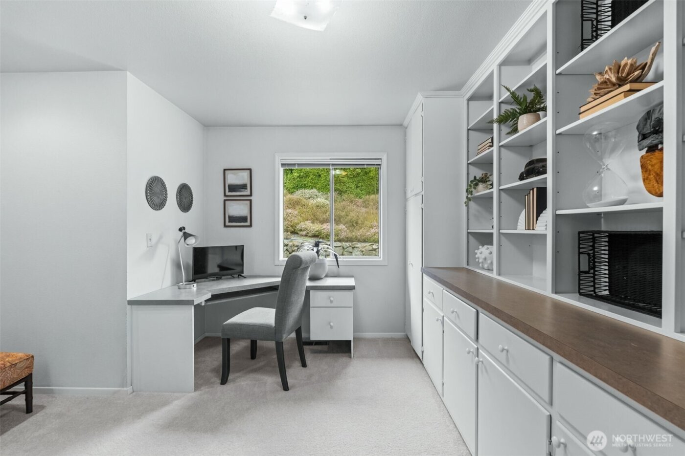 2590 NE William E Sutton Road , Bremerton, WA 98311