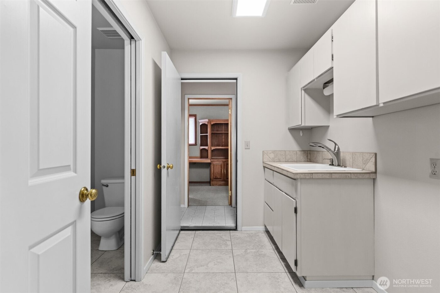 2590 NE William E Sutton Road , Bremerton, WA 98311