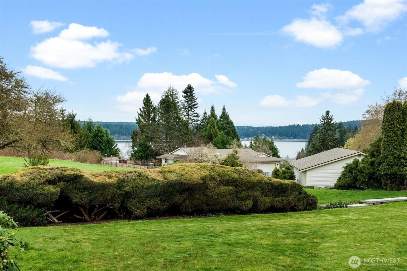 2590 NE William E Sutton Road , Bremerton, WA 98311