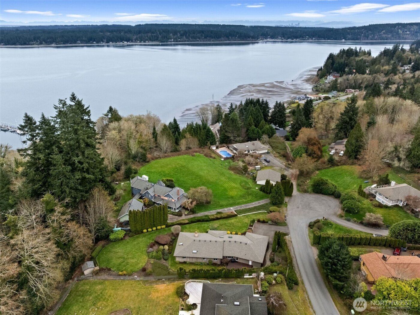 2590 NE William E Sutton Road , Bremerton, WA 98311