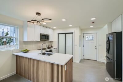 5928 18th Avenue S, Seattle, WA 98108 - Photo 8