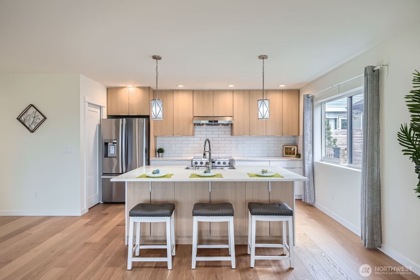 5930 18th Avenue S, Seattle, WA 98108