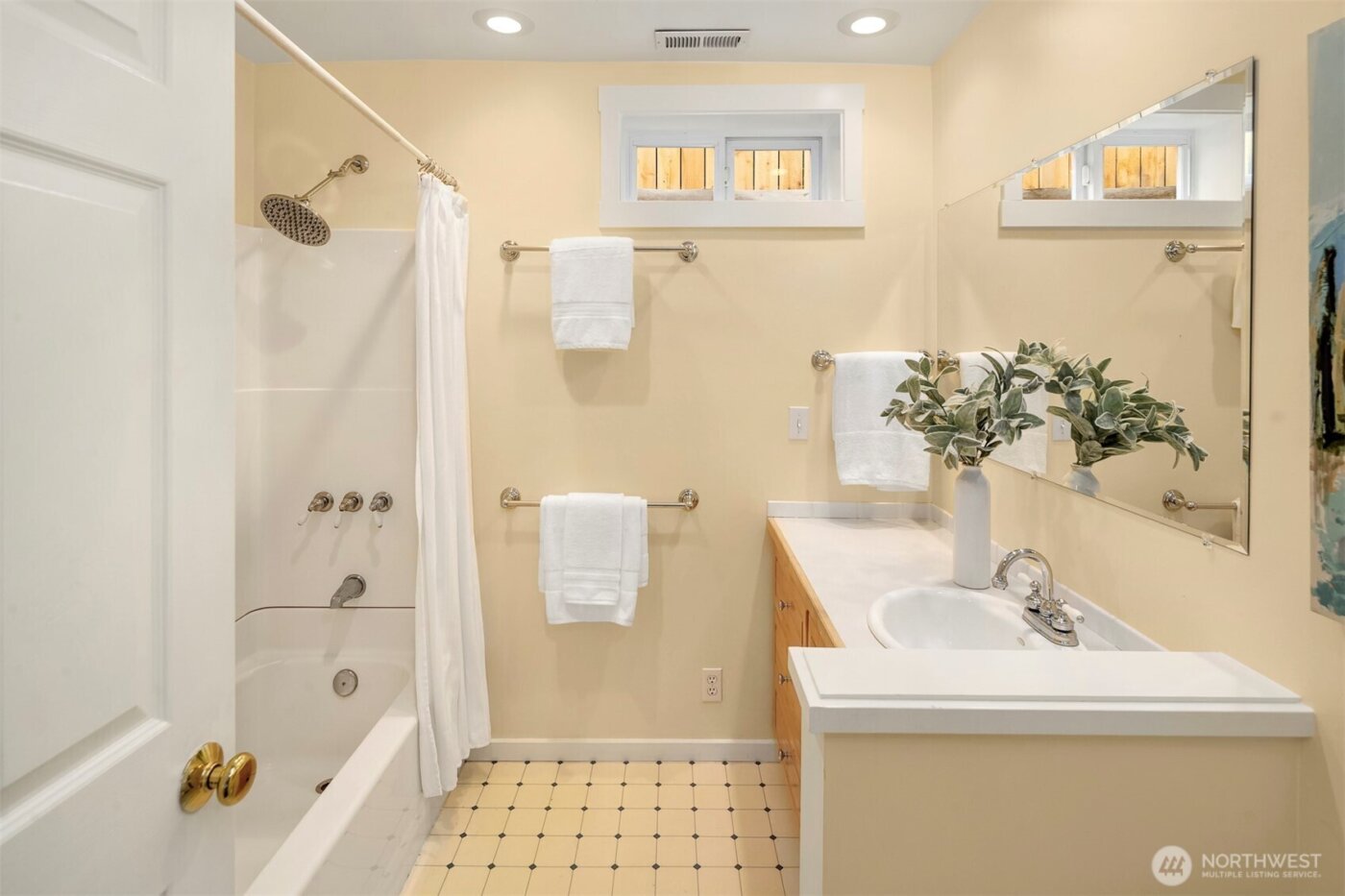 201 N 57th Street , Seattle, WA 98103