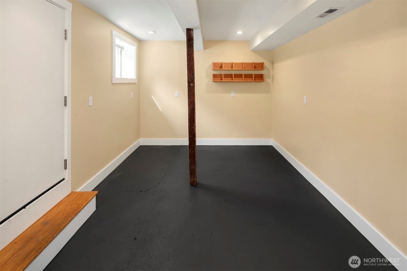 201 N 57th Street , Seattle, WA 98103