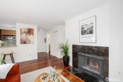 711 E Denny Way #306, Seattle, WA 98122 - Photo 4