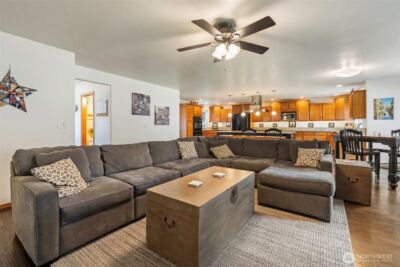 8910 Lavaliere Meadows Lane SW, Rochester, WA 98579 - Photo 16