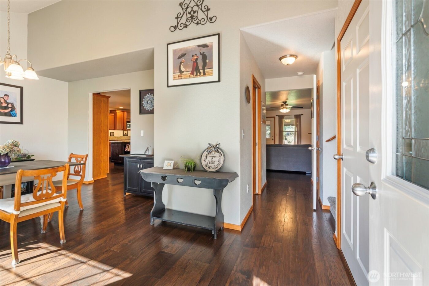 8910 Lavaliere Meadows Lane SW, Rochester, WA 98579