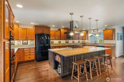 8910 Lavaliere Meadows Lane SW, Rochester, WA 98579 - Photo 6