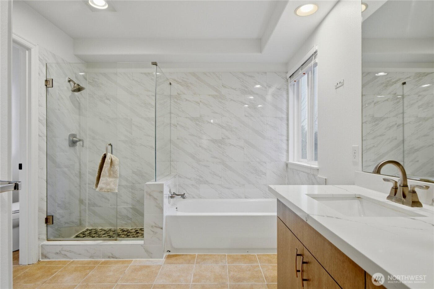 25024 SE 41st Drive , Sammamish, WA 98029