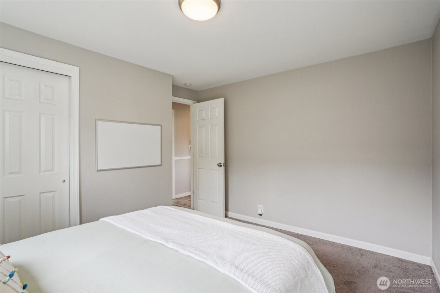 3709 NE 9th Court , Renton, WA 98056