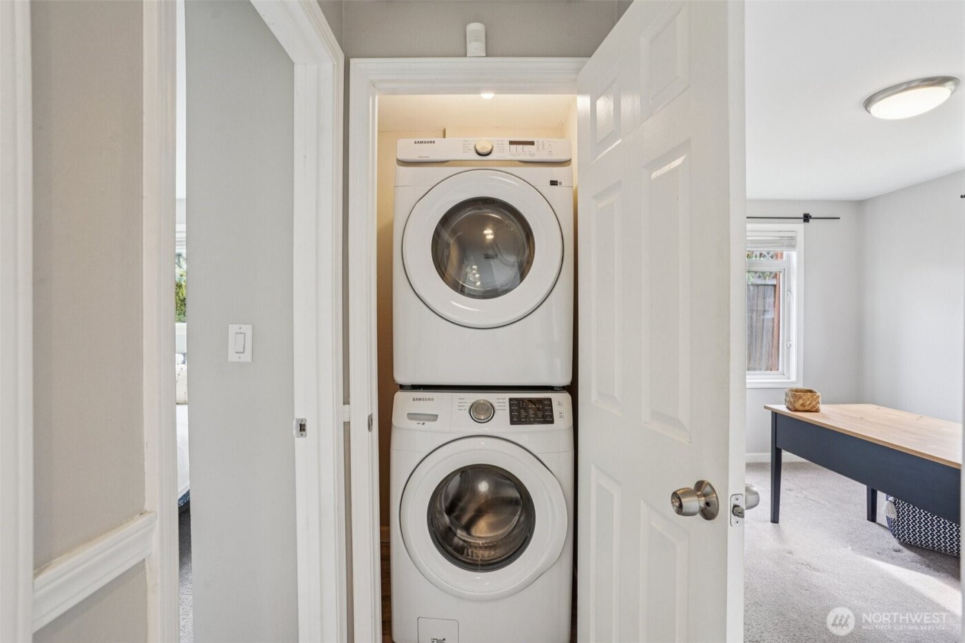 3709 NE 9th Court , Renton, WA 98056