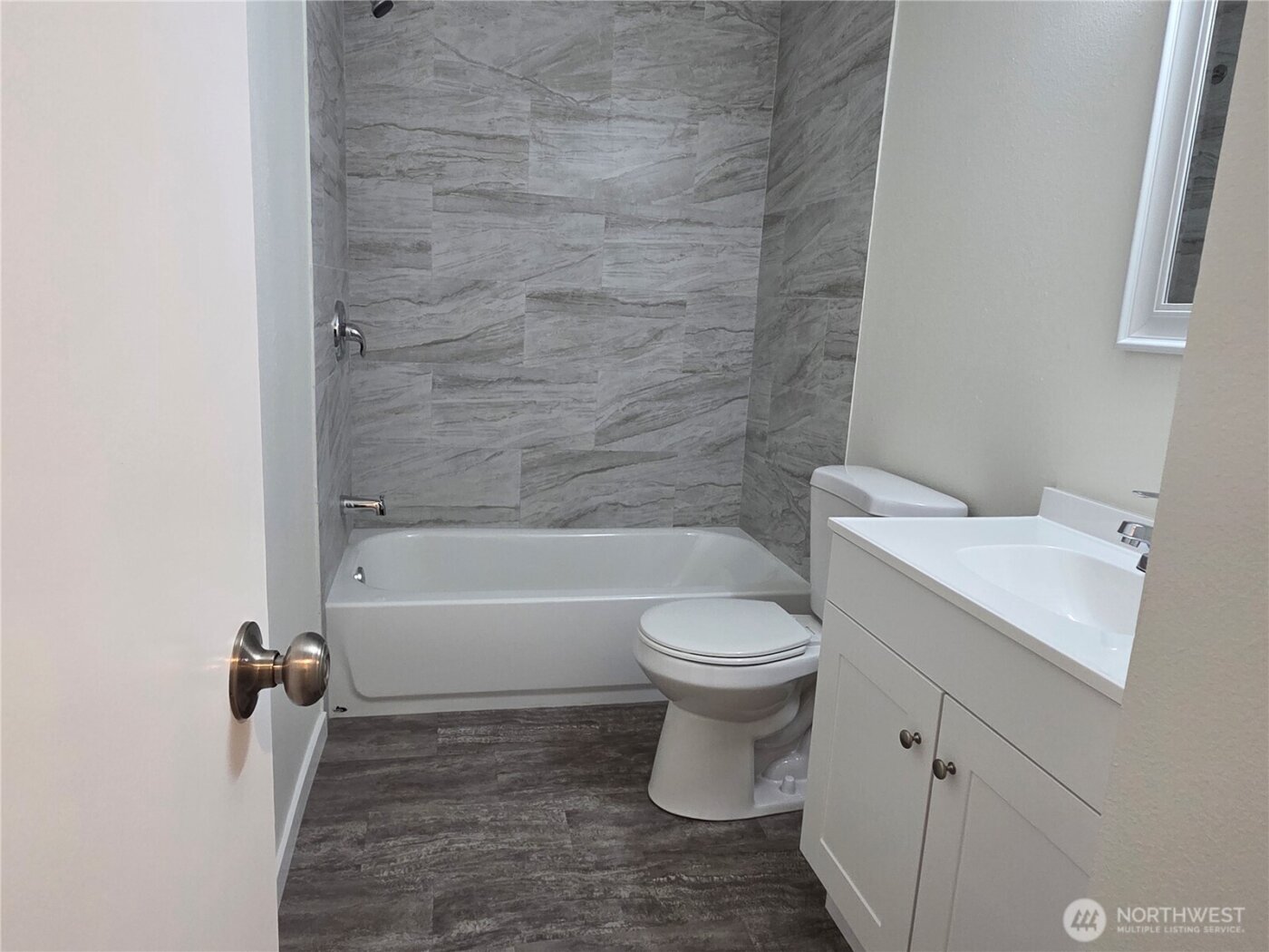 432 SW Diane Street , Castle Rock, WA 98611