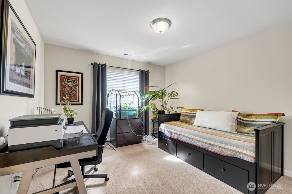 19119 106th Avenue Ct E, Puyallup, WA 98374